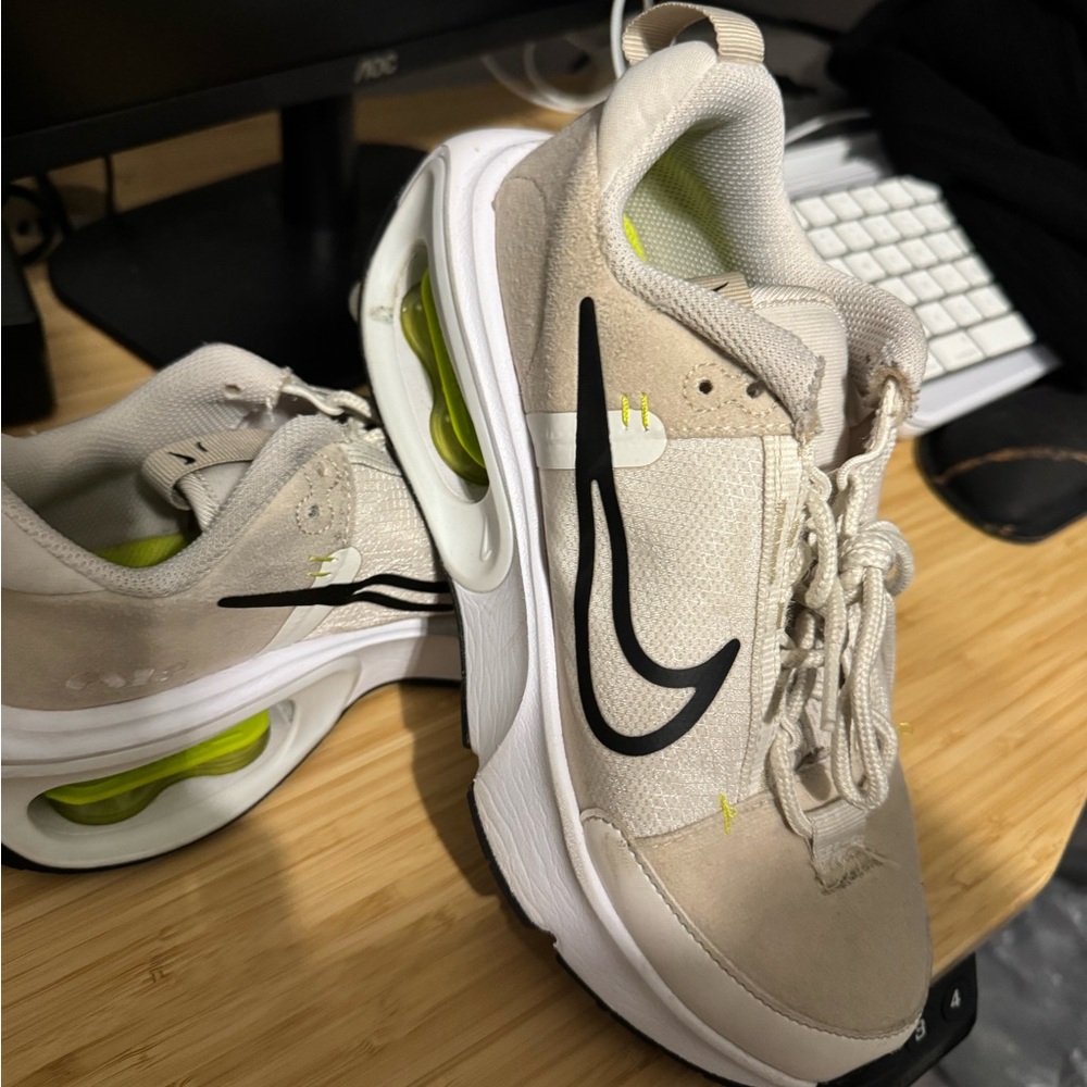 Nike Beige and Black Women's Sneakers